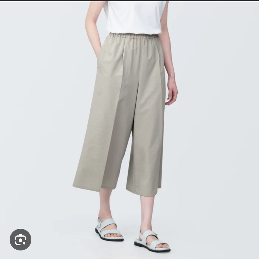 MUJI Women’s Seersucker Cropped Pants brand new with tags